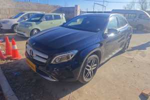 奔馳GLA 奔馳 GLA 220 4MATIC 時(shí)尚型