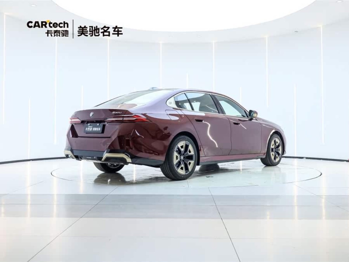 寶馬 寶馬5系  2024款 530Li 領(lǐng)先型 M運動套裝圖片