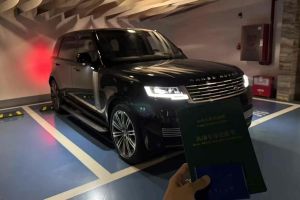 攬勝 路虎 3.0 L6 360PS 盛世版
