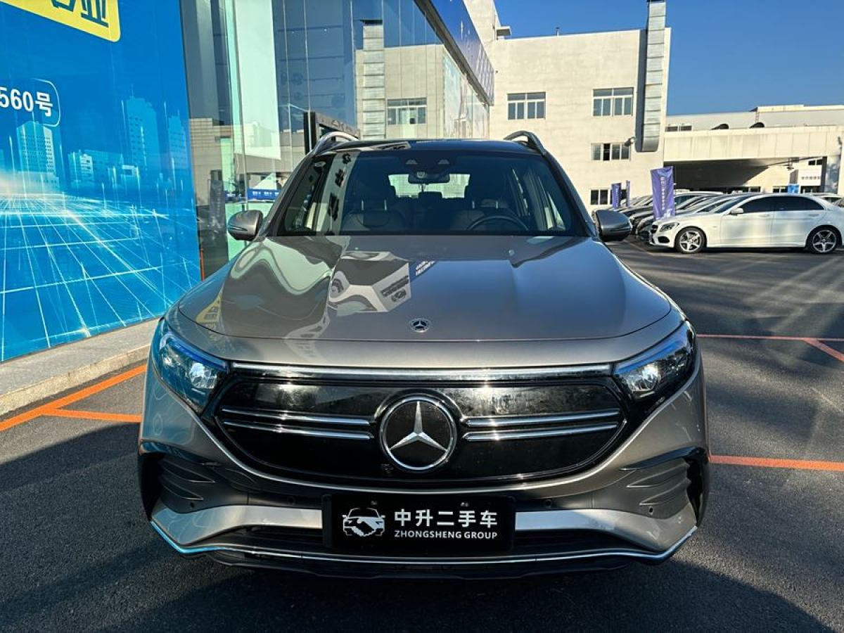 奔馳 奔馳EQB  2022款 EQB 350 4MATIC 首發(fā)特別版圖片