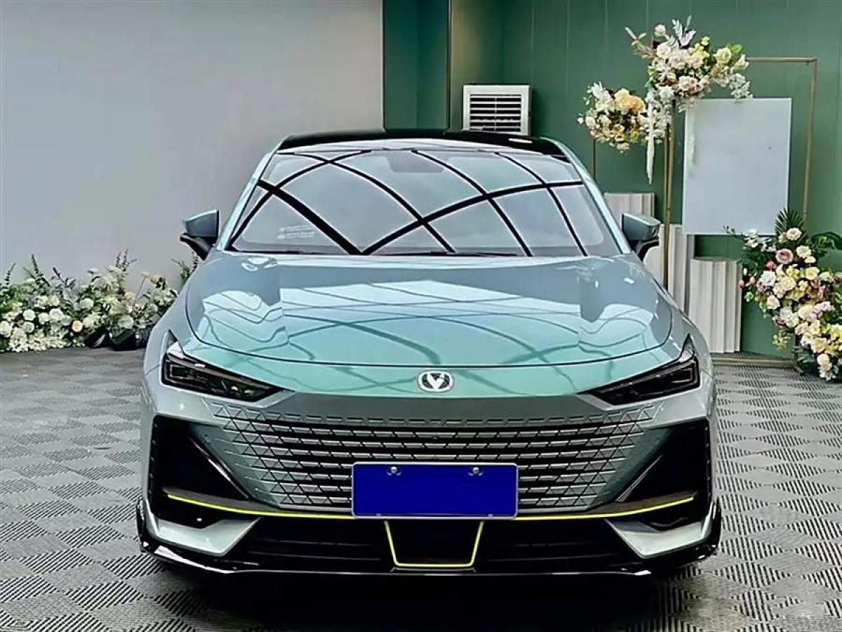 長安 長安UNI-V  2022款 1.5T 卓越型圖片