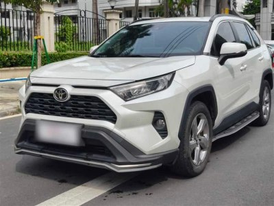 2021年8月 豐田 RAV4榮放 2.0L CVT兩驅(qū)風(fēng)尚版圖片