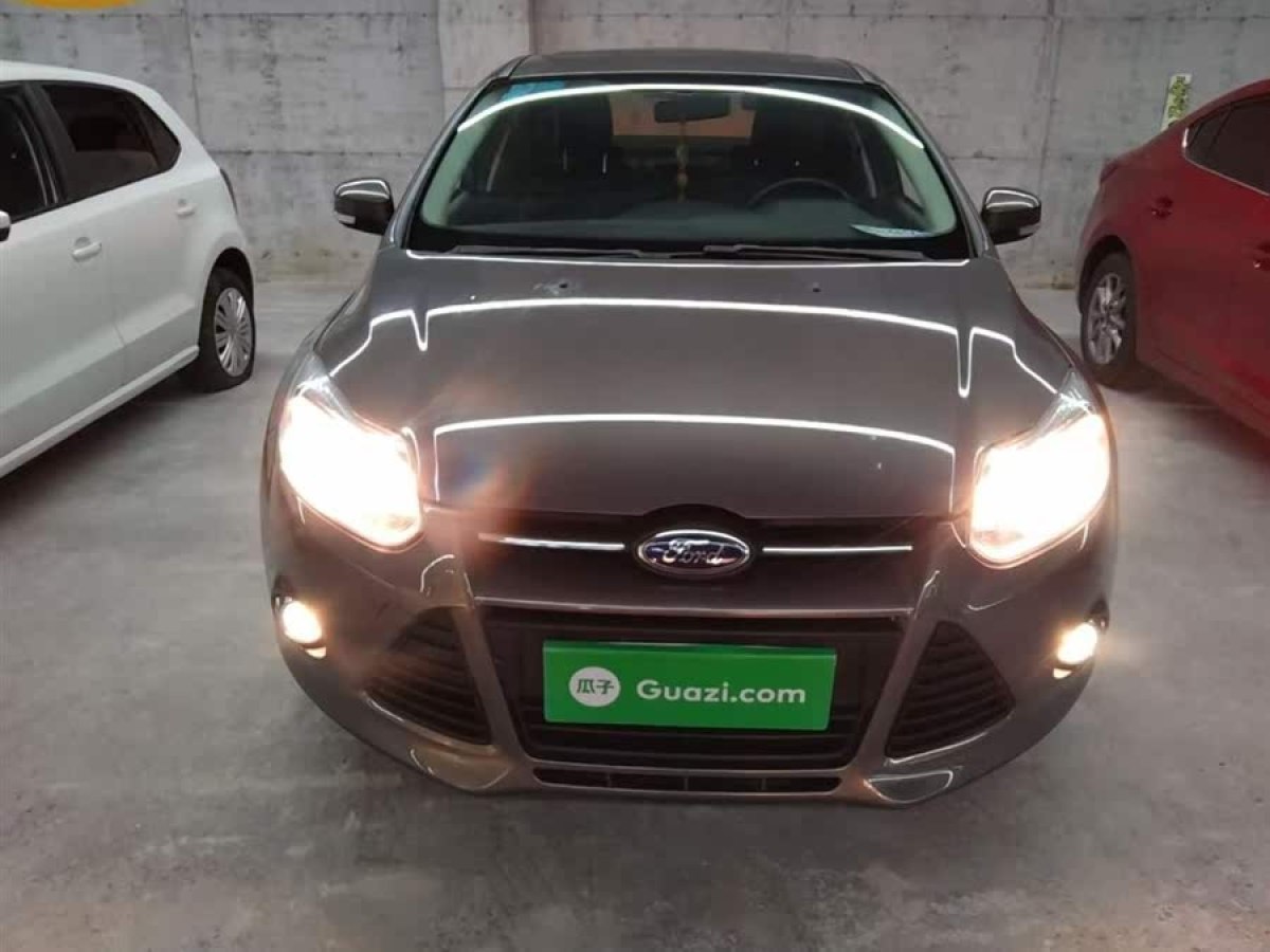 福特 ?？怂? 2012款 三廂 1.6L 自動風(fēng)尚型圖片