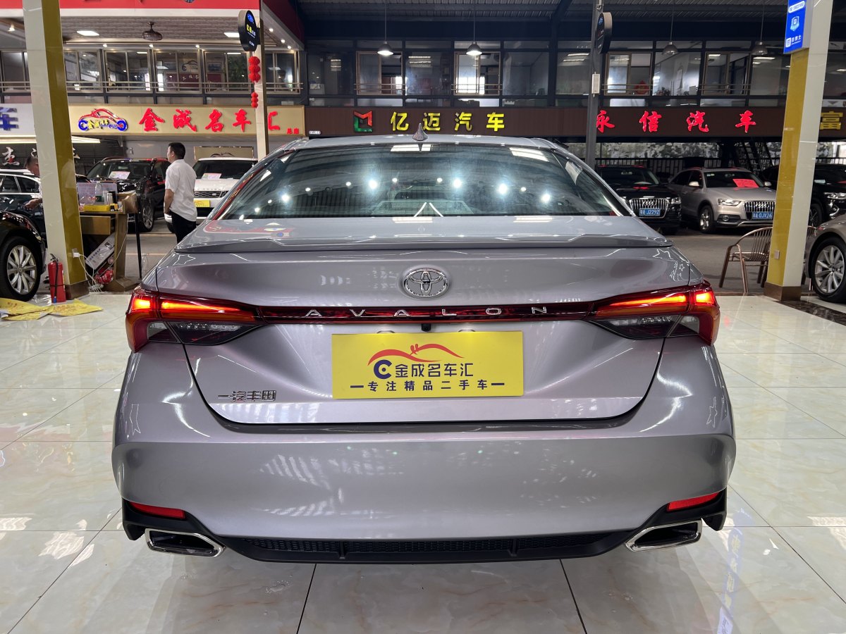 丰田 亚洲龙  2022款 2.0L 进取版图片