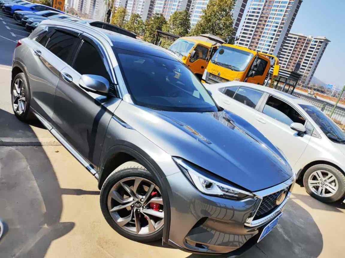 英菲尼迪 QX50  2020款 改款 2.0T 四驅(qū)領(lǐng)航版圖片