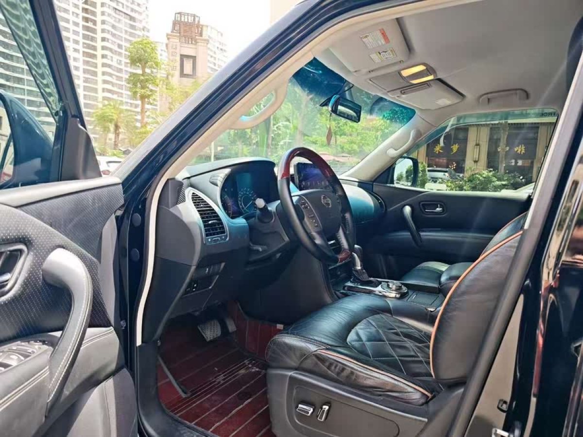 日產(chǎn) 途樂  2018款 4.0L 領(lǐng)英型圖片