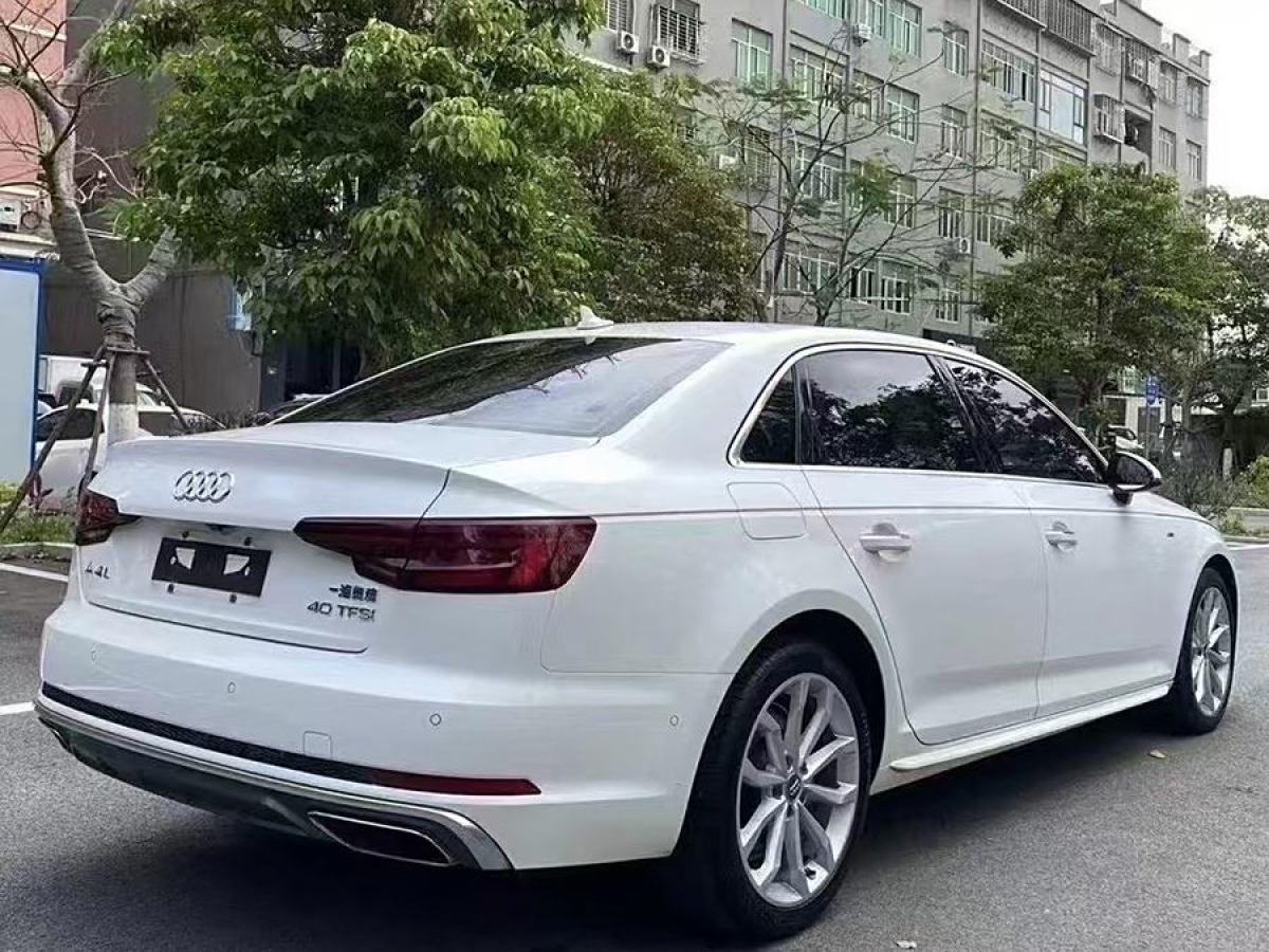 奧迪 奧迪A4L  2019款 40 TFSI 時(shí)尚型 國V圖片