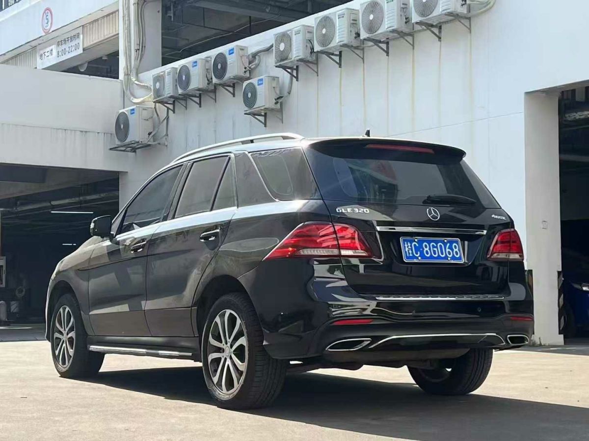 奔馳 奔馳GLC  2016款 GLC 300 4MATIC 豪華型圖片