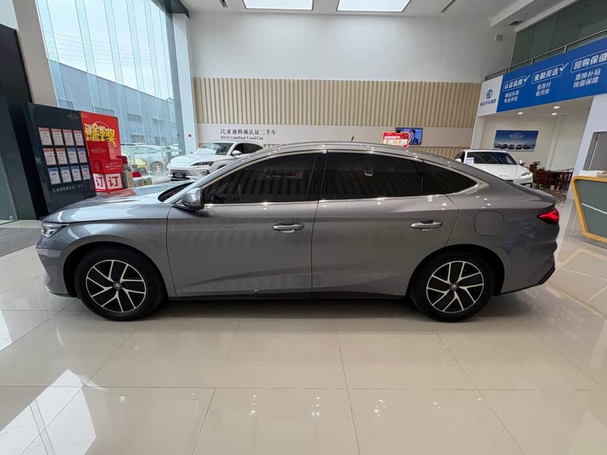 比亞迪 秦L  2024款 DM-i 120KM超越型圖片