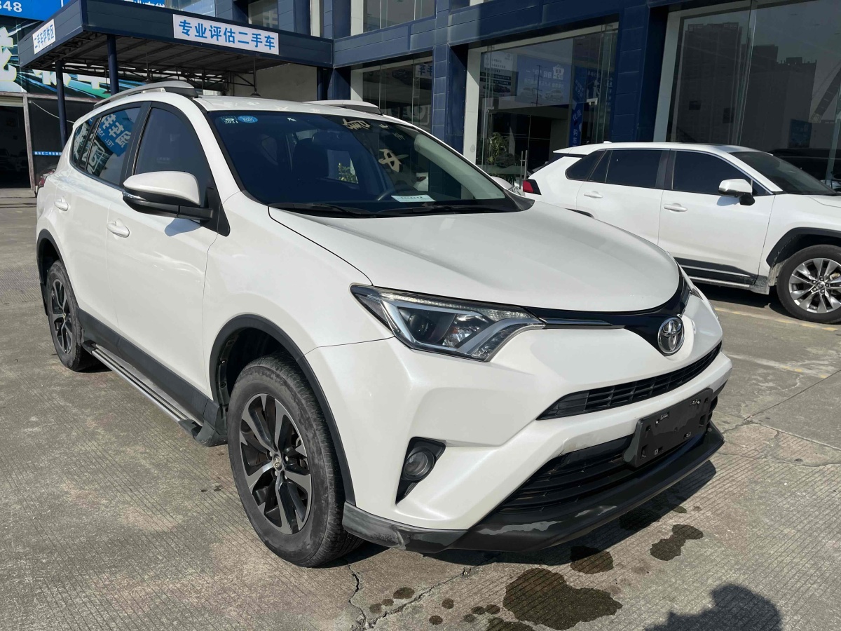 豐田 RAV4  2016款 榮放 2.0L CVT兩驅(qū)都市版圖片