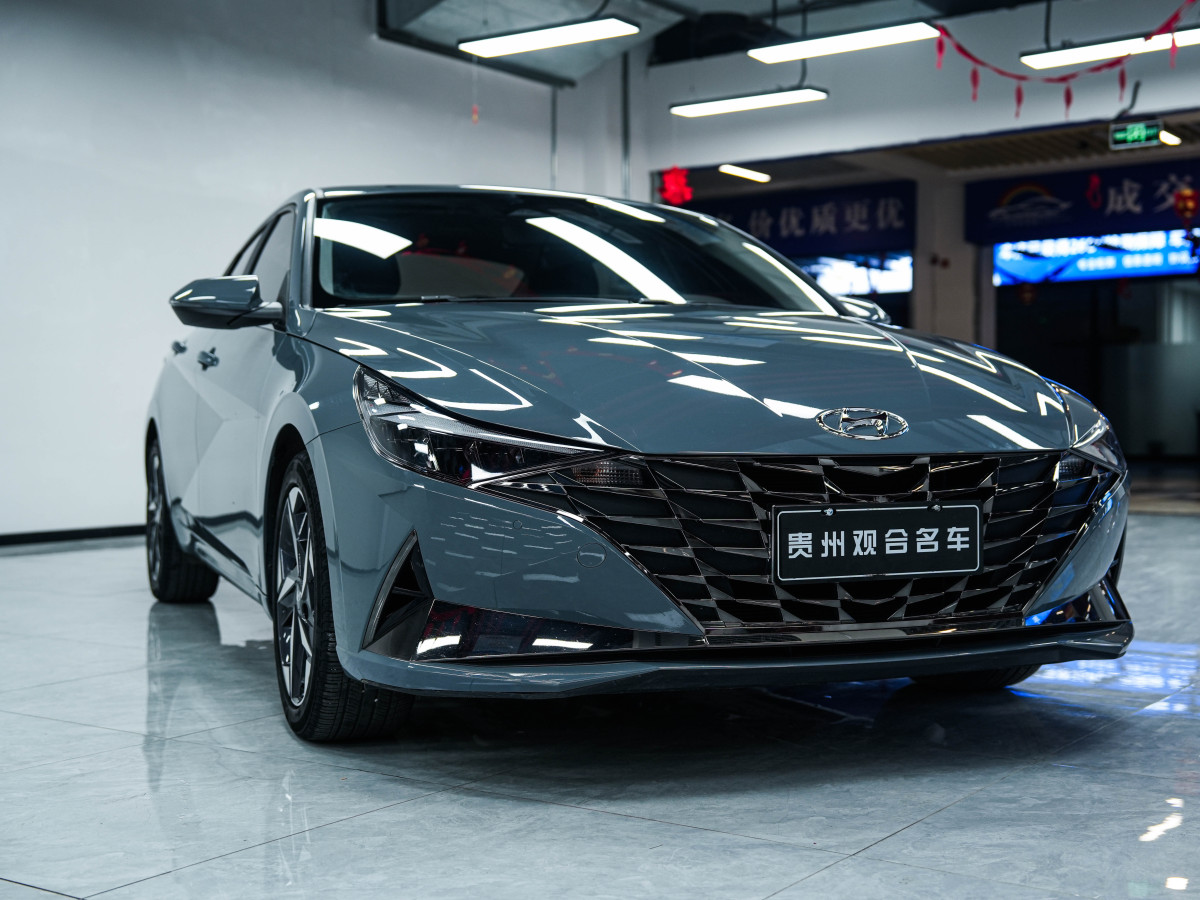 2022年9月現(xiàn)代 伊蘭特  2022款 1.5L CVT LUX尊貴版