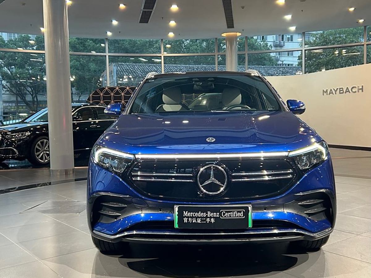 奔馳 奔馳EQA  2022款 EQA 300 4MATIC 首發(fā)特別版圖片