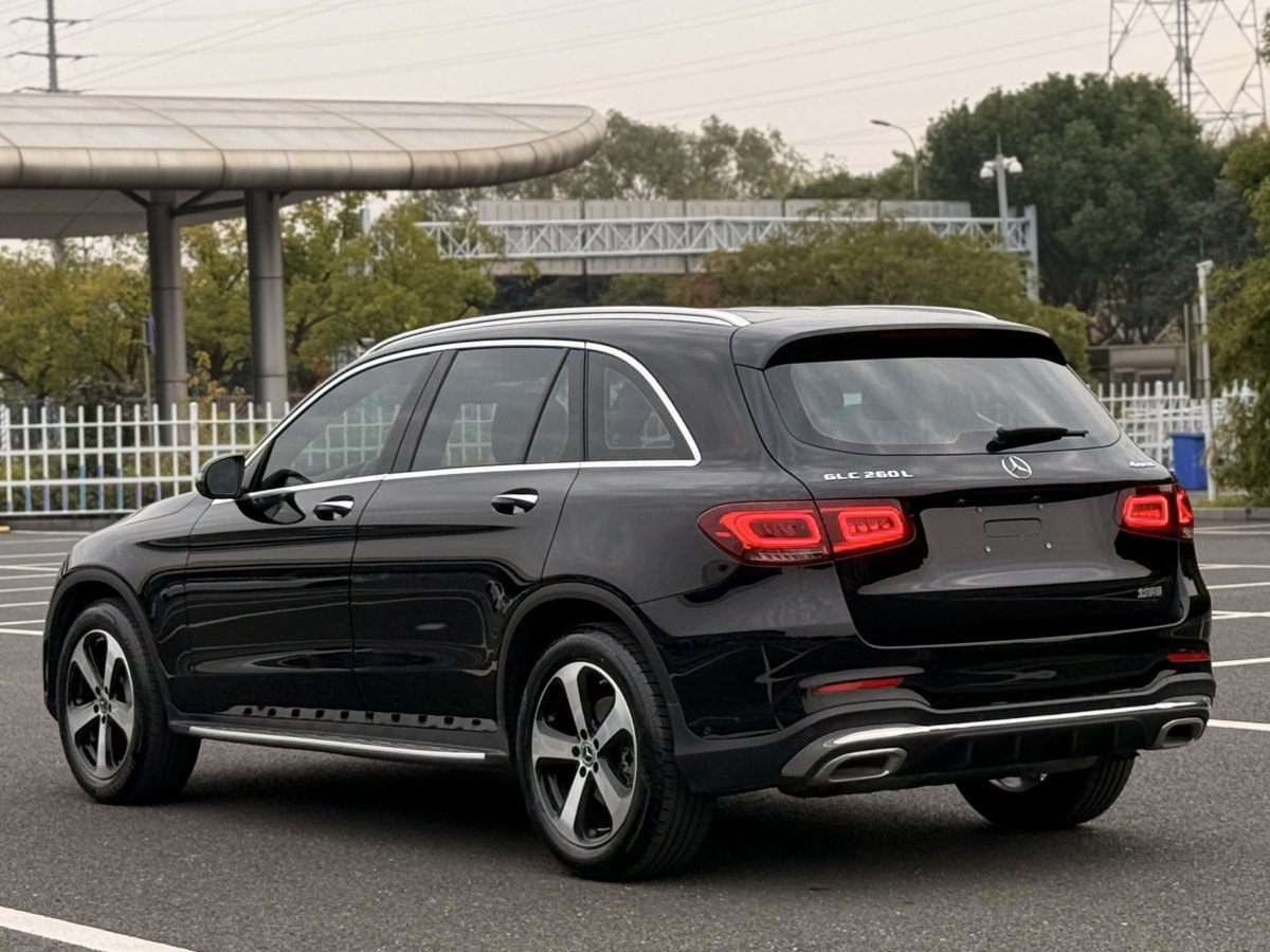 奔馳 奔馳GLC  2022款 改款三 GLC 260 L 4MATIC 動(dòng)感型圖片