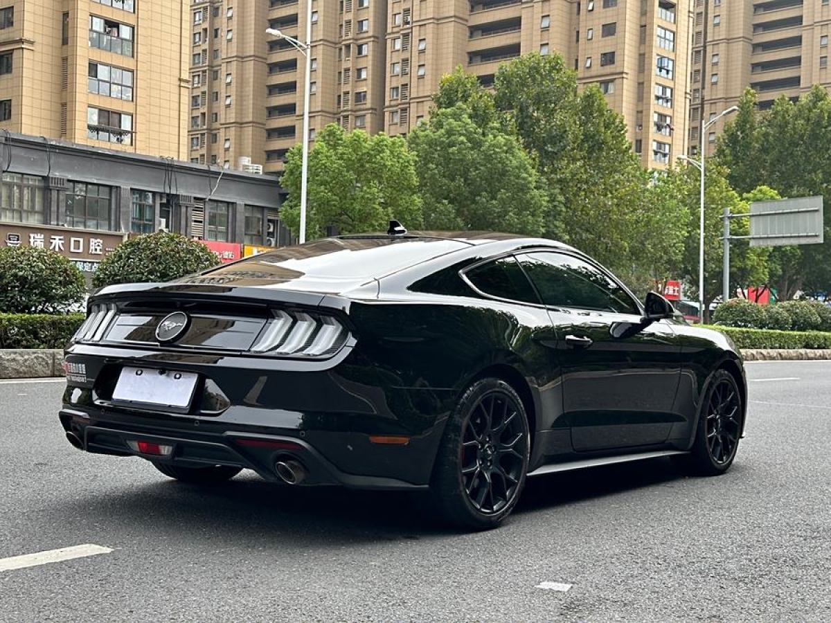 2022年1月福特 Mustang  2021款 2.3L EcoBoost