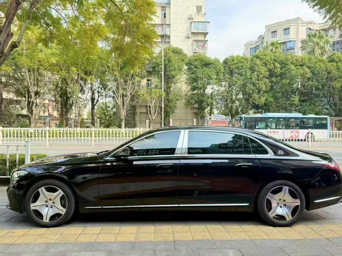 金冠 金冠奔馳V-Class  2023款 2.0T 巴赫?qǐng)D片