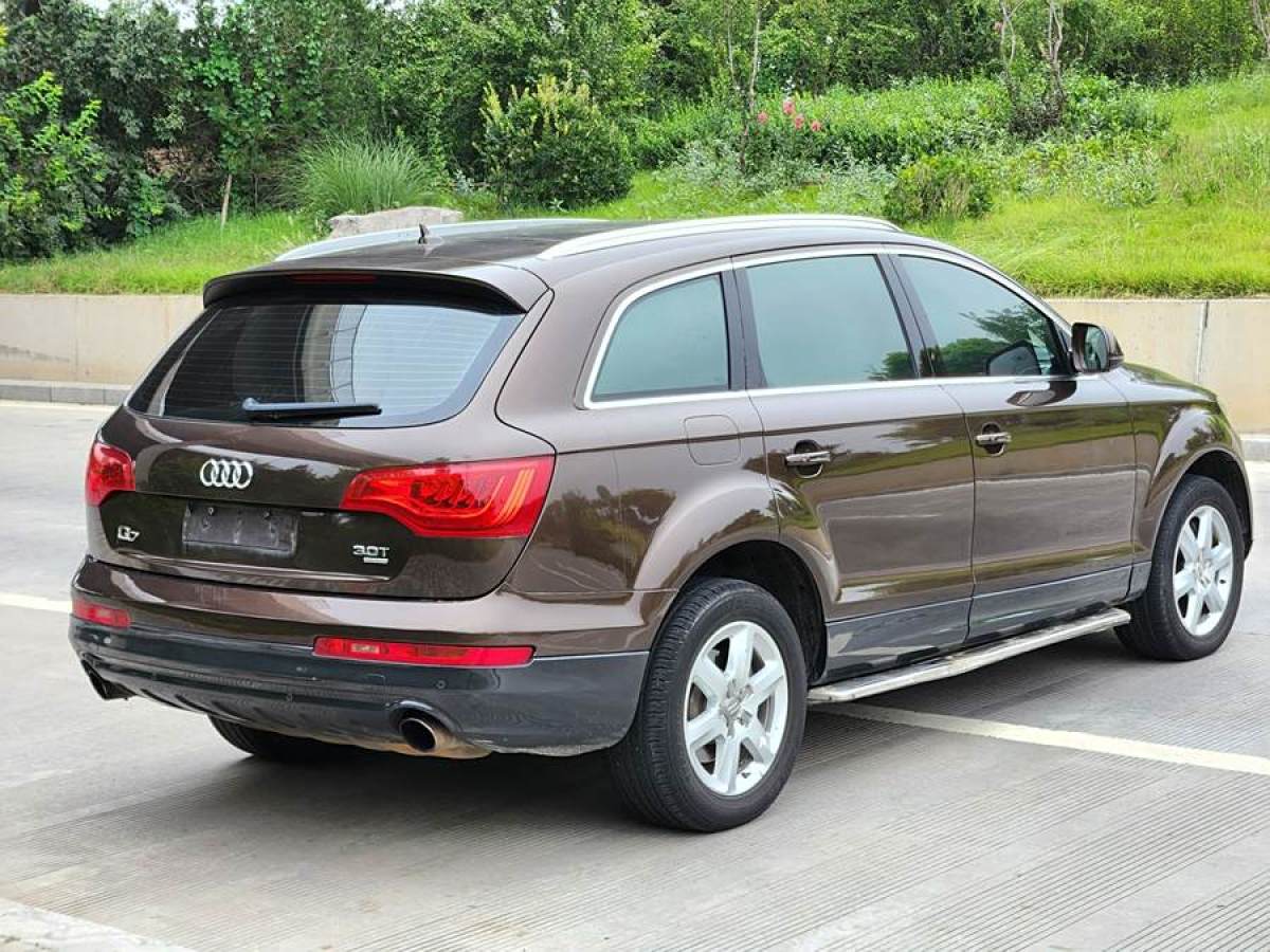 奧迪 奧迪Q7  2012款 3.0 TFSI 技術(shù)型(200kW)圖片