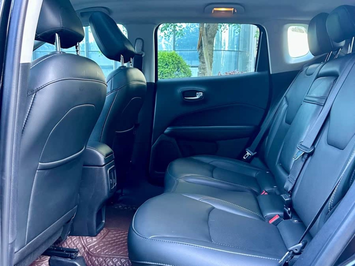Jeep 指南者  2017款 200T 自動家享四驅(qū)版圖片
