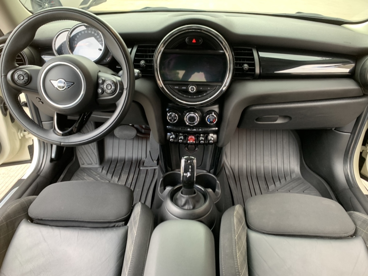 MINI MINI  2019款 1.5T COOPER 经典派图片