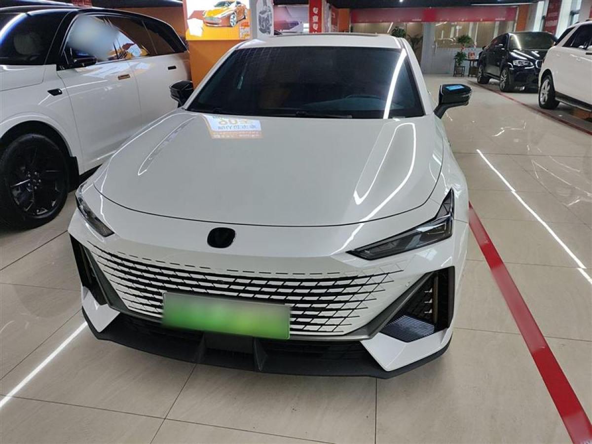 長(zhǎng)安 長(zhǎng)安UNI-V 智電iDD  2023款 智電iDD 1.5T 113km智趣型（飛快版）圖片