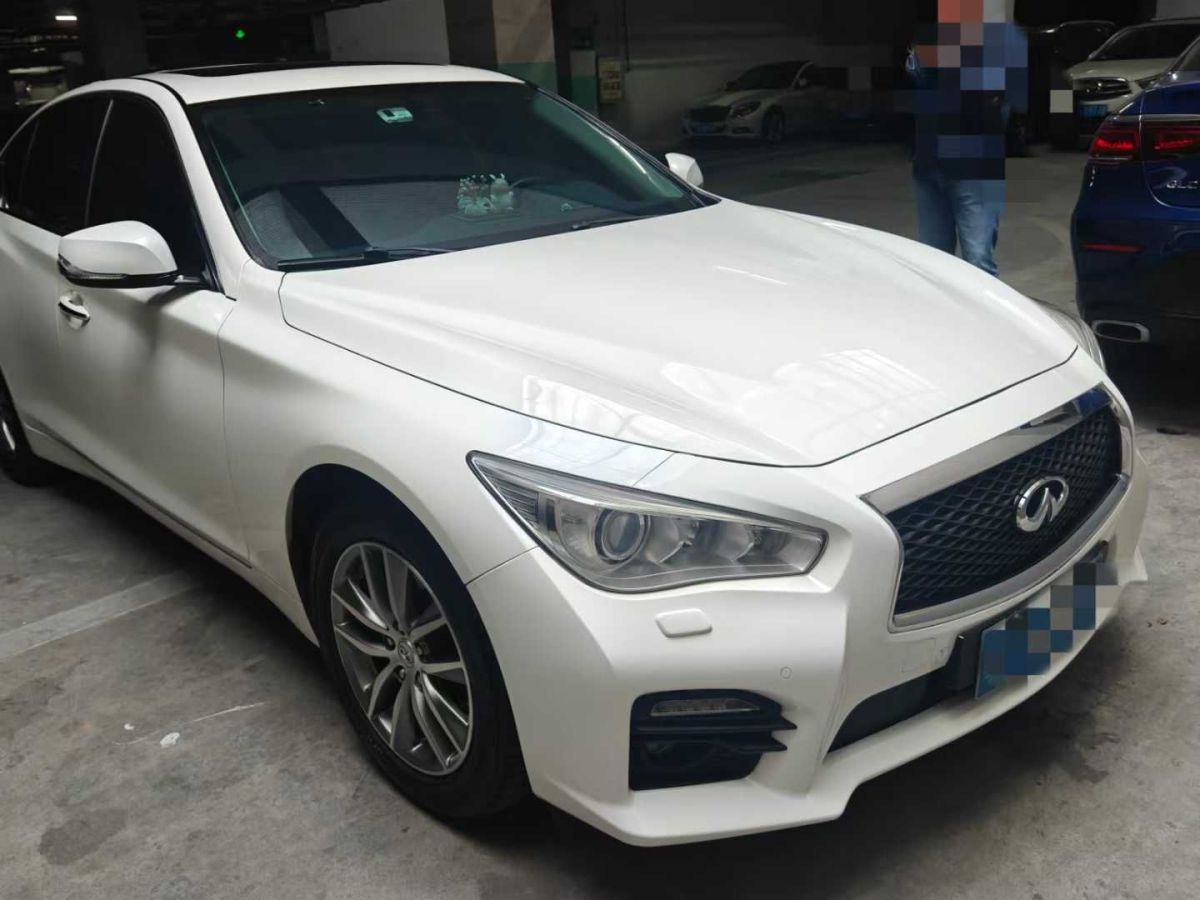 英菲尼迪 Q50L  2015款 2.0T 悅享版圖片