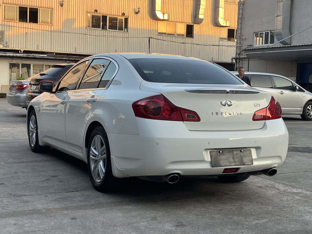 英菲尼迪 G系  2010款 G25 Sedan 豪華運(yùn)動版圖片