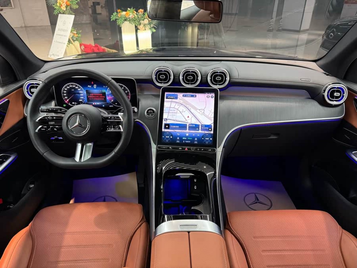 奔馳 奔馳GLC  2024款 改款 GLC 260 L 4MATIC 豪華型 5座圖片