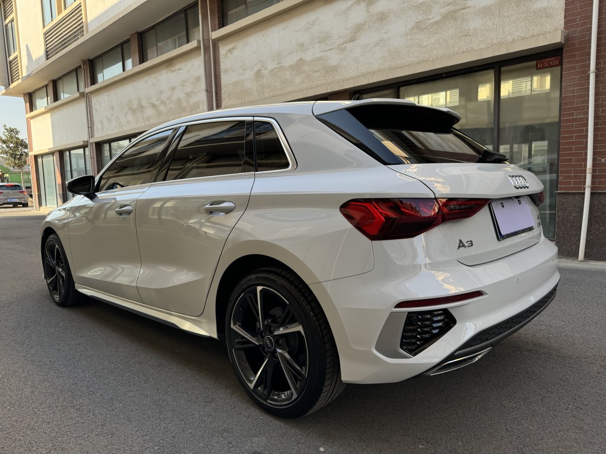 奧迪 奧迪A3  2022款 Sportback 35 TFSI 時(shí)尚運(yùn)動(dòng)型圖片