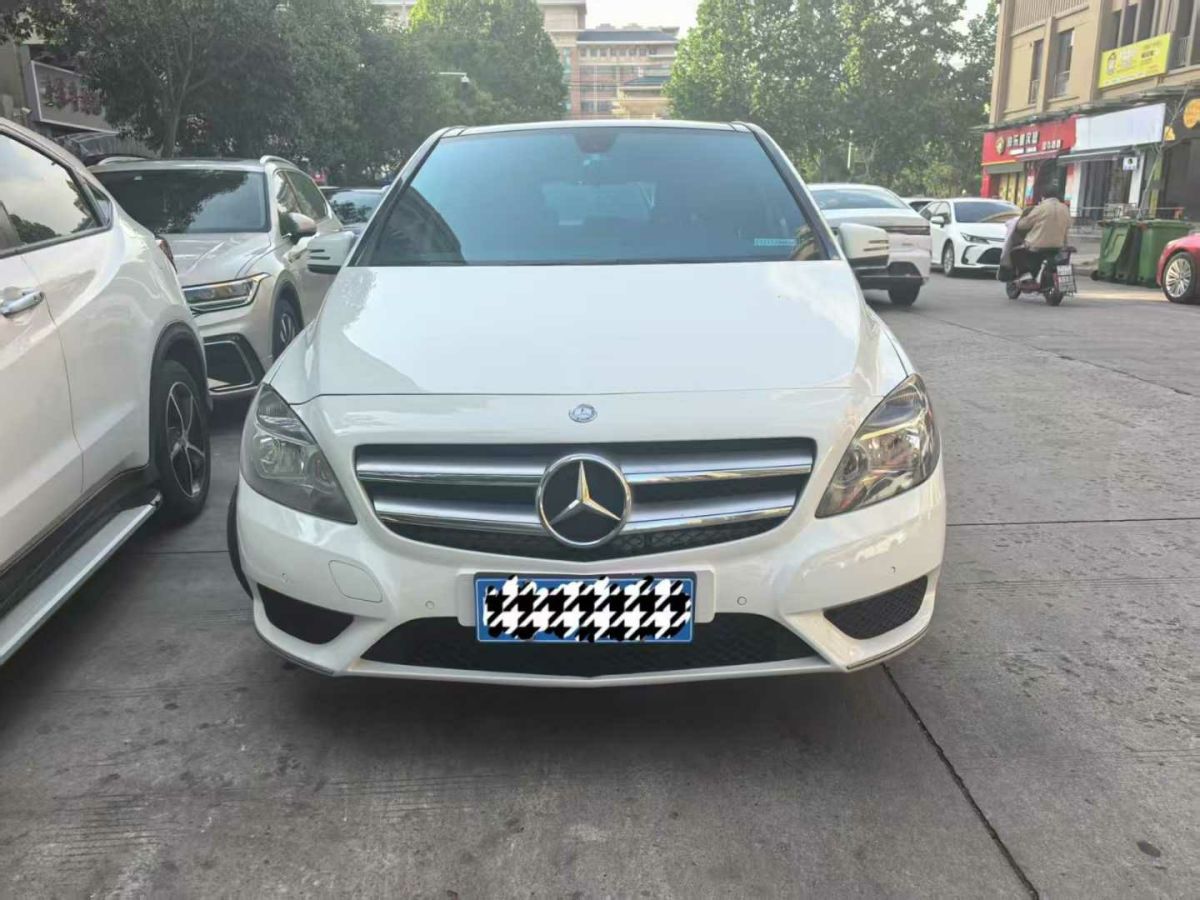 奔馳 奔馳C級(jí)  2014款 C 250圖片