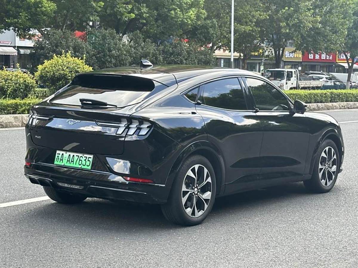 福特 Mustang Mach-E  2021款 長(zhǎng)續(xù)航全驅(qū)性能版圖片