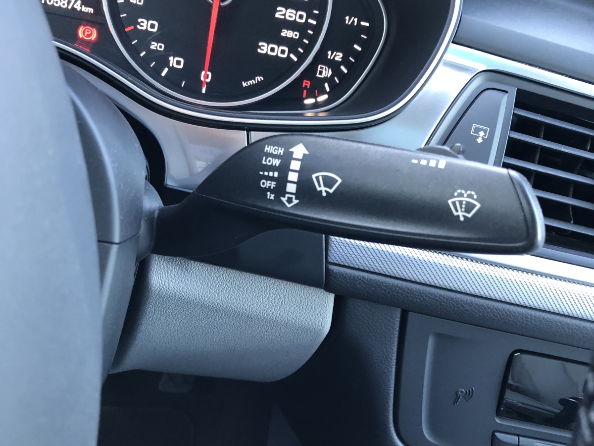 2015年3月奧迪 奧迪A6L  2014款 TFSI 標(biāo)準(zhǔn)型