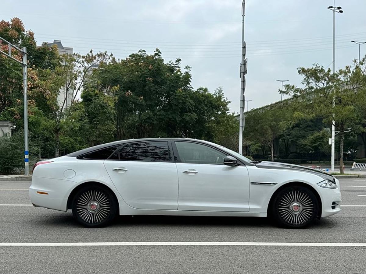 捷豹 XJ  2012款 XJL 3.0 全景商務版圖片