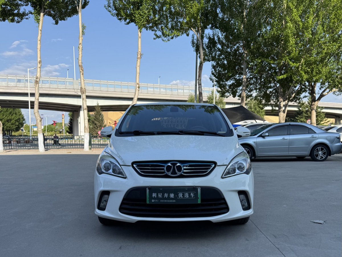 北汽新能源 EV系列  2016款 EV160 輕秀版圖片