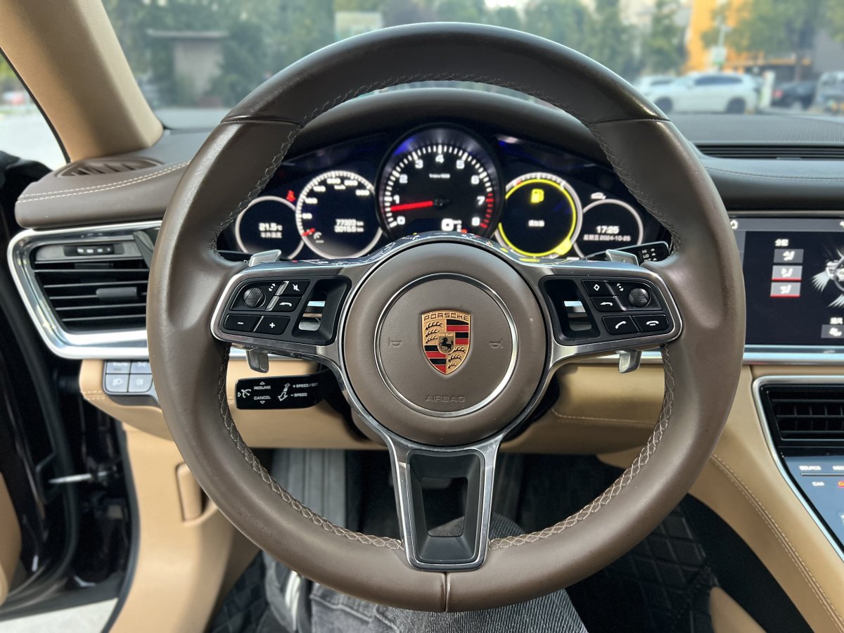 保時(shí)捷 Panamera  2019款 Panamera 4 行政加長(zhǎng)版 2.9T圖片