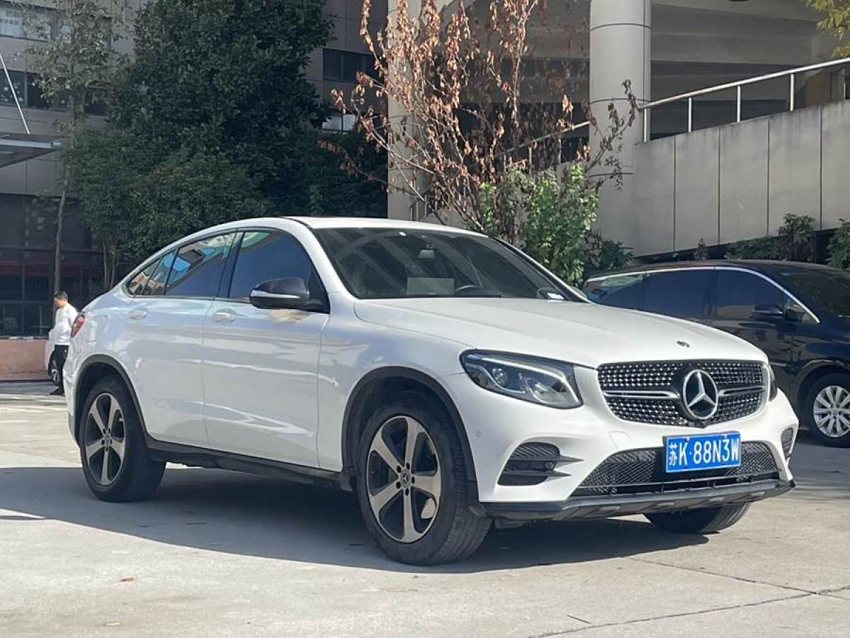 奔馳 奔馳GLC  2022款 改款 GLC 300 4MATIC 轎跑SUV圖片