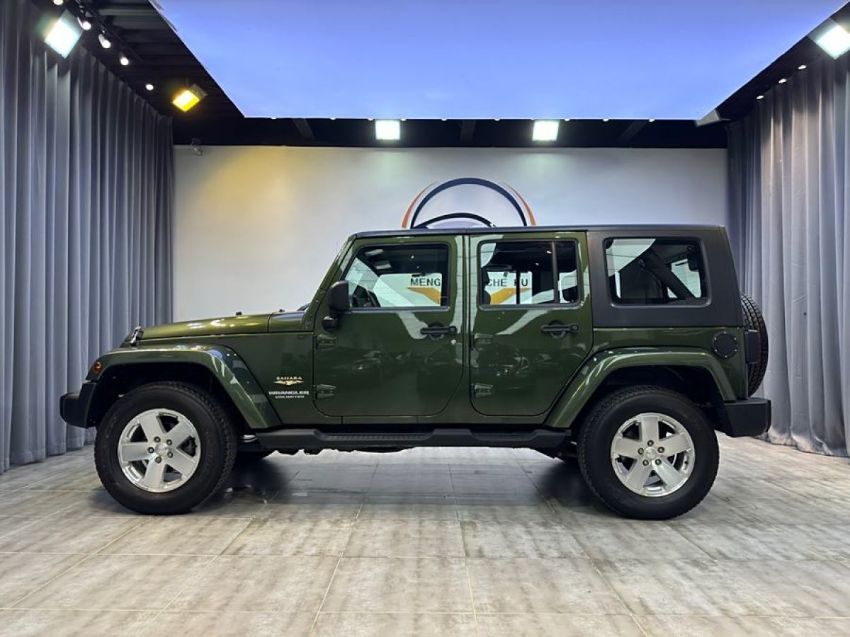 Jeep 牧馬人  2010款 3.8L Sahara 四門版圖片