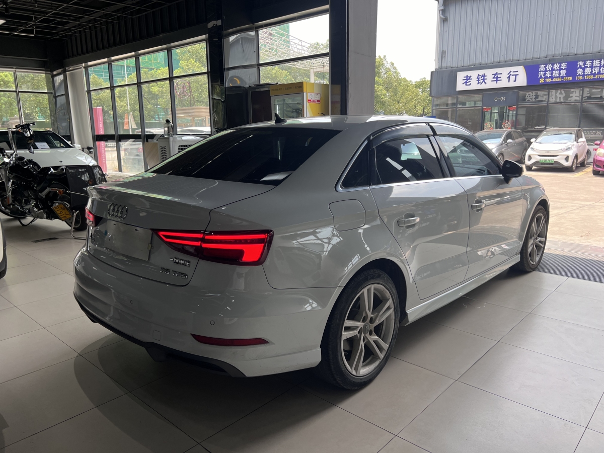 2019年11月奧迪 奧迪A3  2019款 Limousine 35 TFSI 時尚型 國V