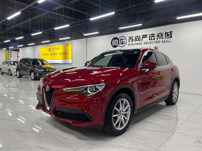 2018年3月 阿爾法·羅密歐 Stelvio 2.0T 200HP 豪華版圖片