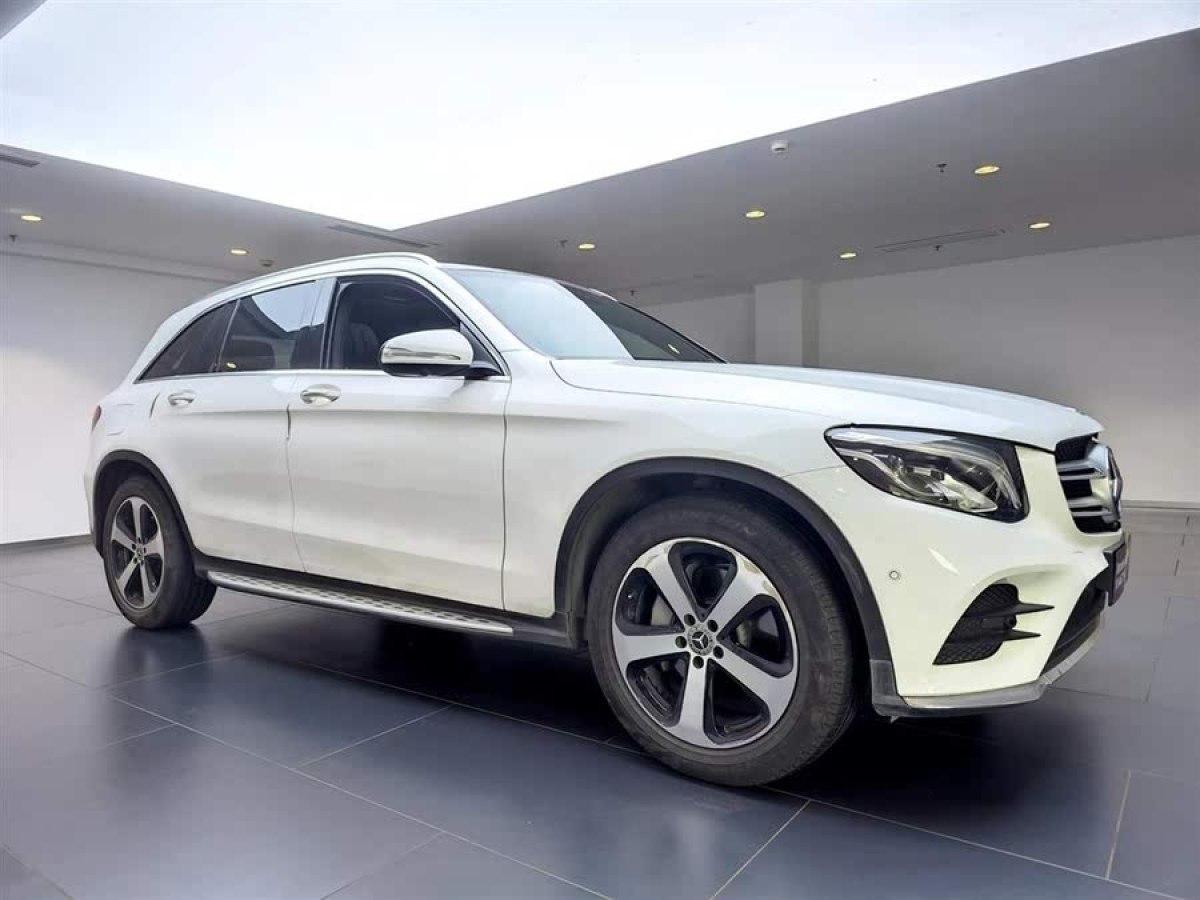 奔馳 奔馳GLC  2018款 改款 GLC 260 4MATIC 豪華型圖片