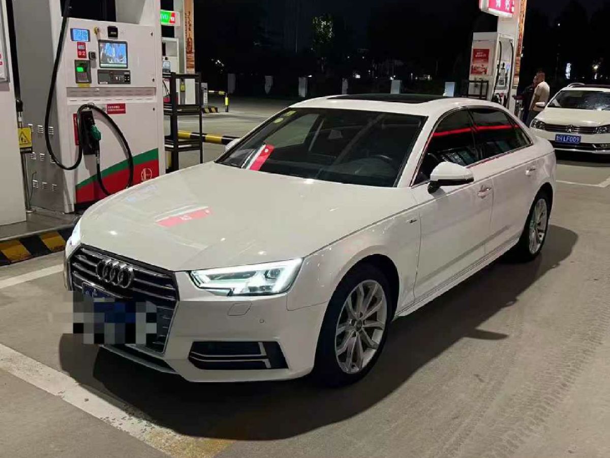 奧迪 奧迪A4L  2018款 30周年年型 30 TFSI 進(jìn)取型圖片