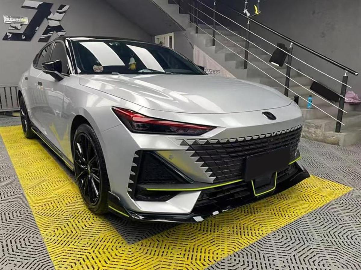 長安 長安UNI-V  2022款 1.5T 卓越型圖片