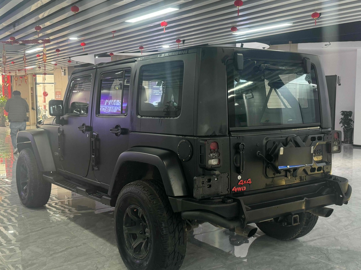 Jeep 牧馬人  2008款 3.8L Sahara 四門版圖片