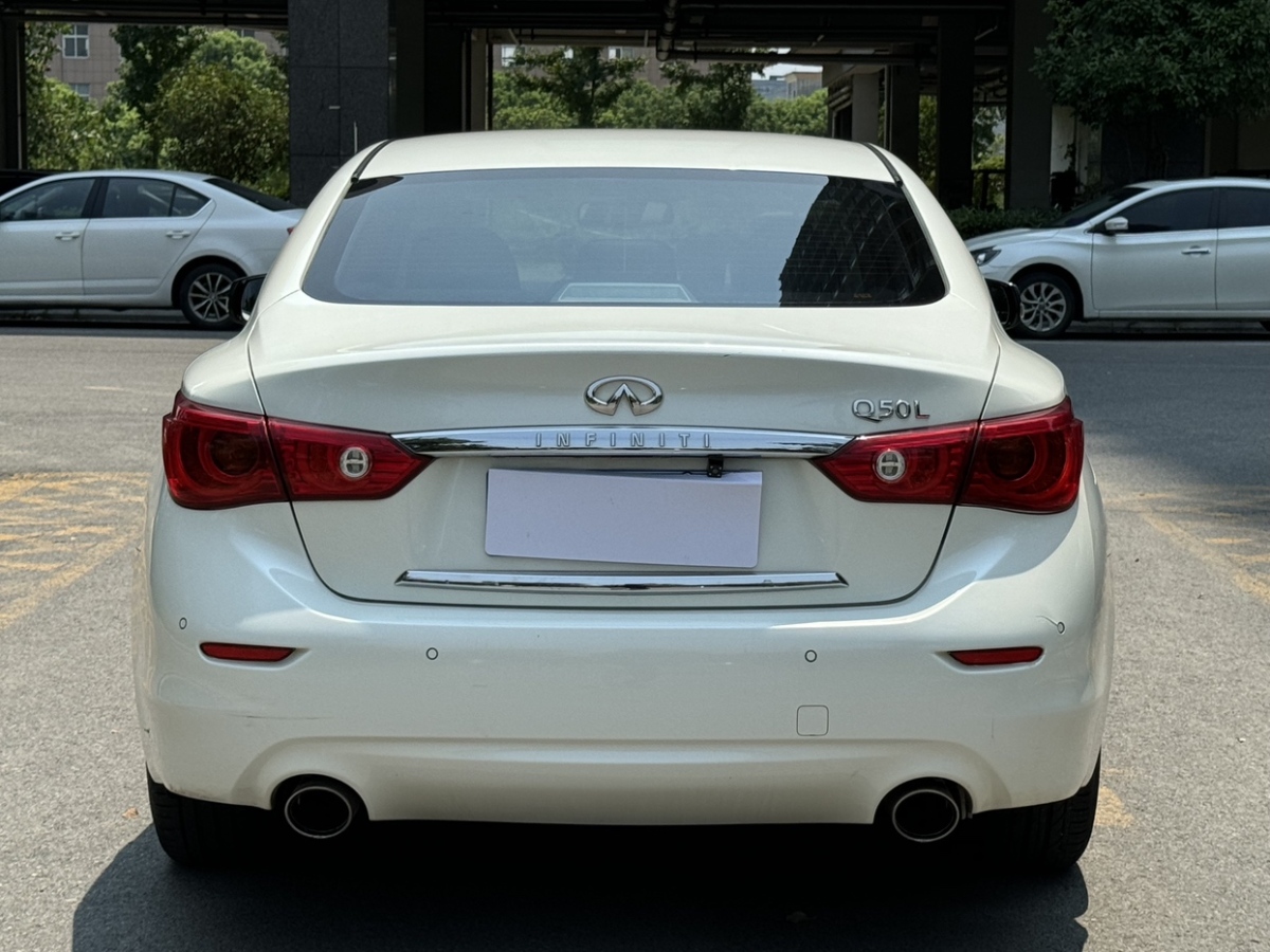 英菲尼迪 Q50L  2016款 2.0T 悅享版圖片