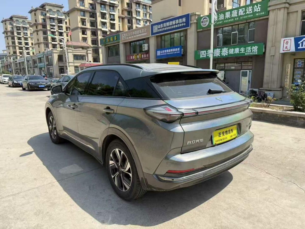 哪吒 哪吒U  2022款 哪吒U-Ⅱ 400 磷酸鐵鋰圖片