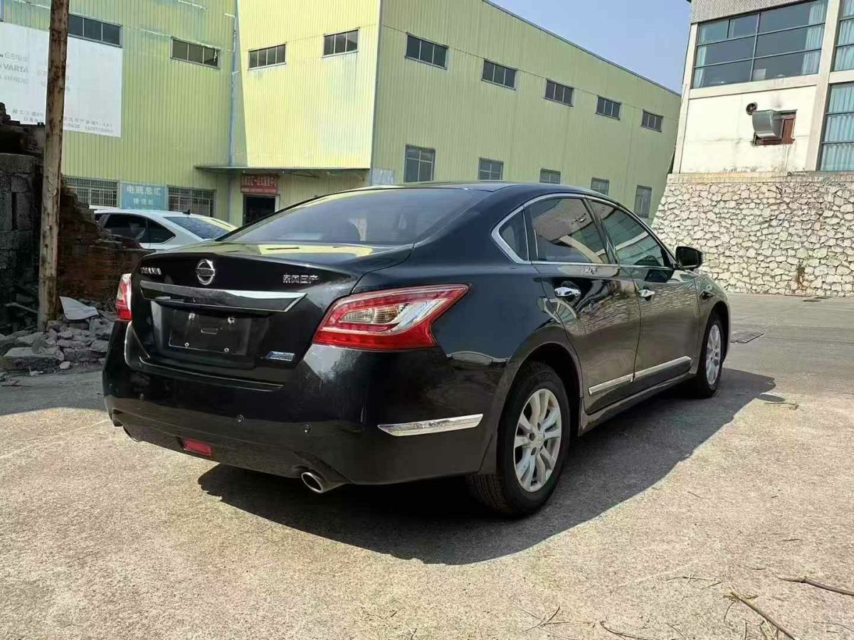 日產(chǎn) 天籟  2015款 2.0L XE-Sporty歐冠運動版圖片