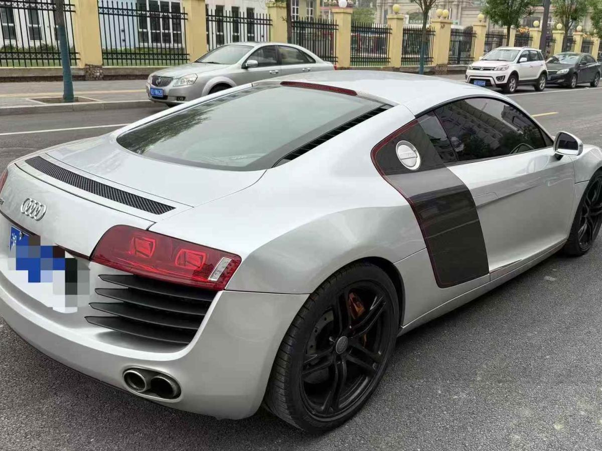 奧迪 奧迪A8  2009款 A8L 2.8 FSI 標(biāo)準(zhǔn)型圖片