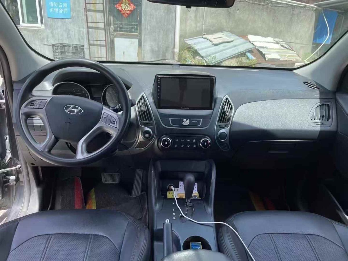 現(xiàn)代 ix35  2015款 2.0 GLS 四驅(qū)智能型圖片