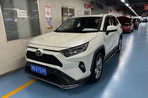 RAV4荣放 丰田 2.0L CVT两驱风尚版