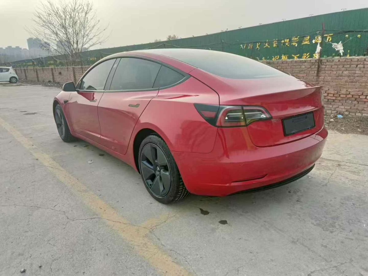 特斯拉 Model S  2023款 三電機(jī)全輪驅(qū)動(dòng) Plaid版圖片