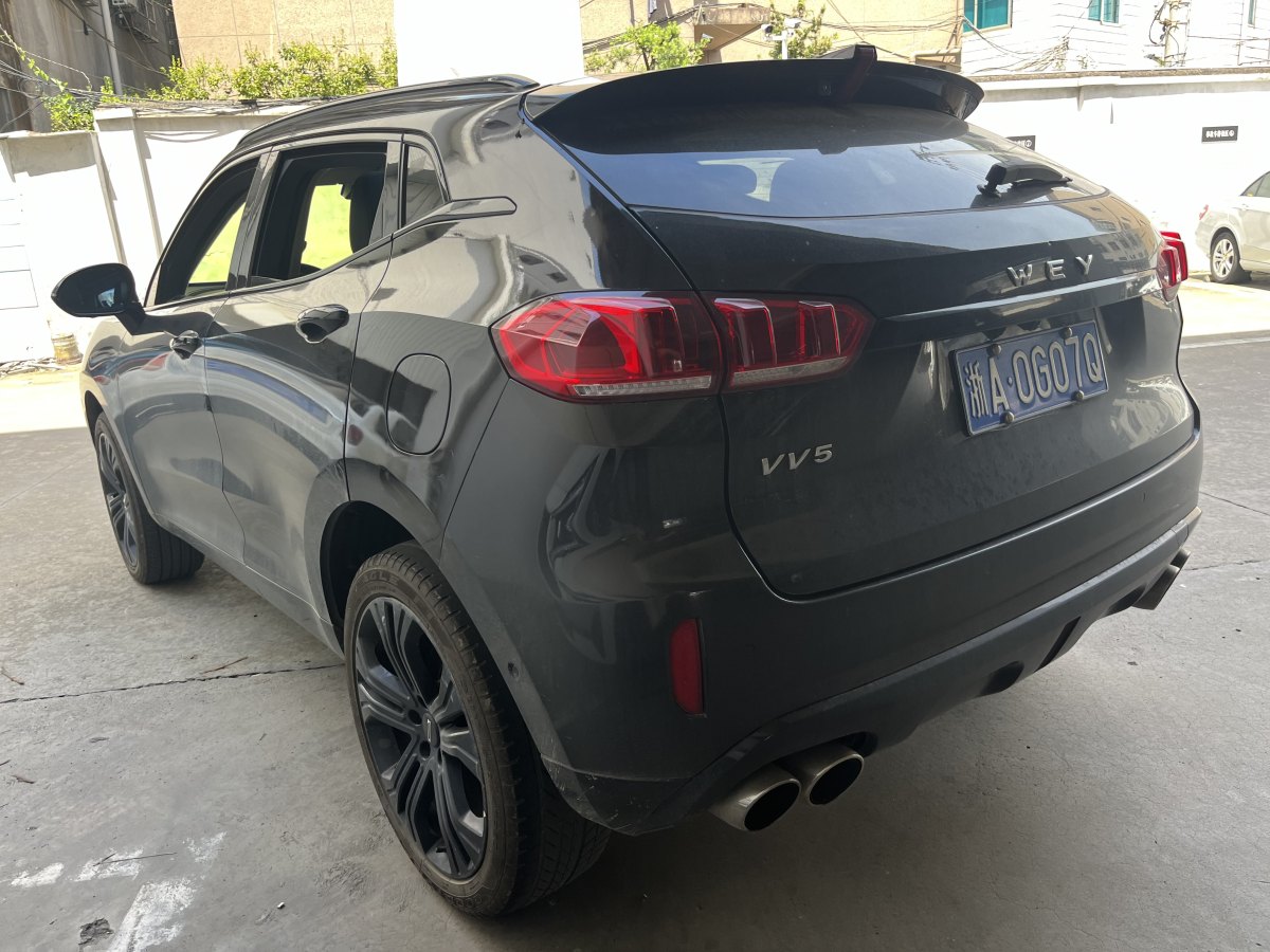 WEY VV5  2019款 升级款 2.0T 两驱旗舰型图片