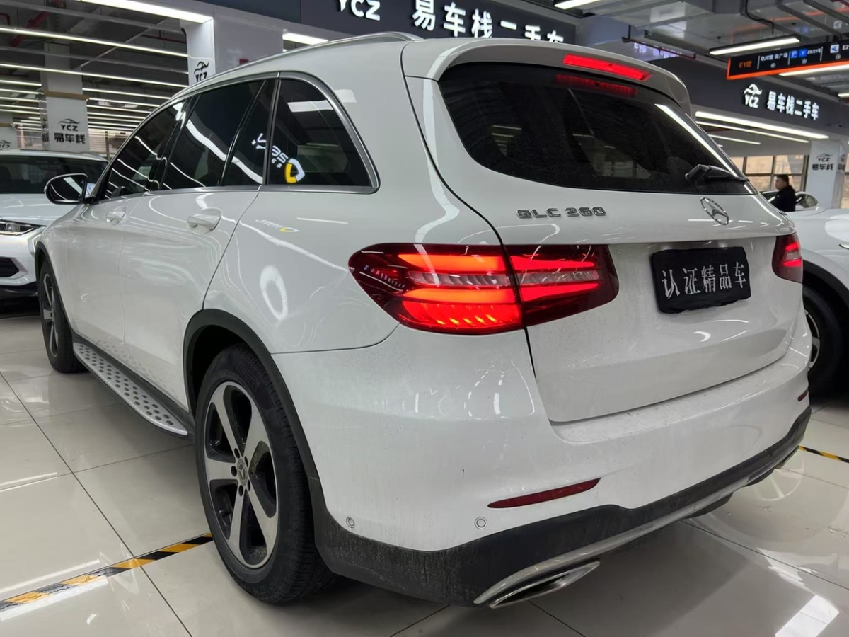 2017年12月奔馳 奔馳GLC  2018款 GLC 260 4MATIC 豪華型